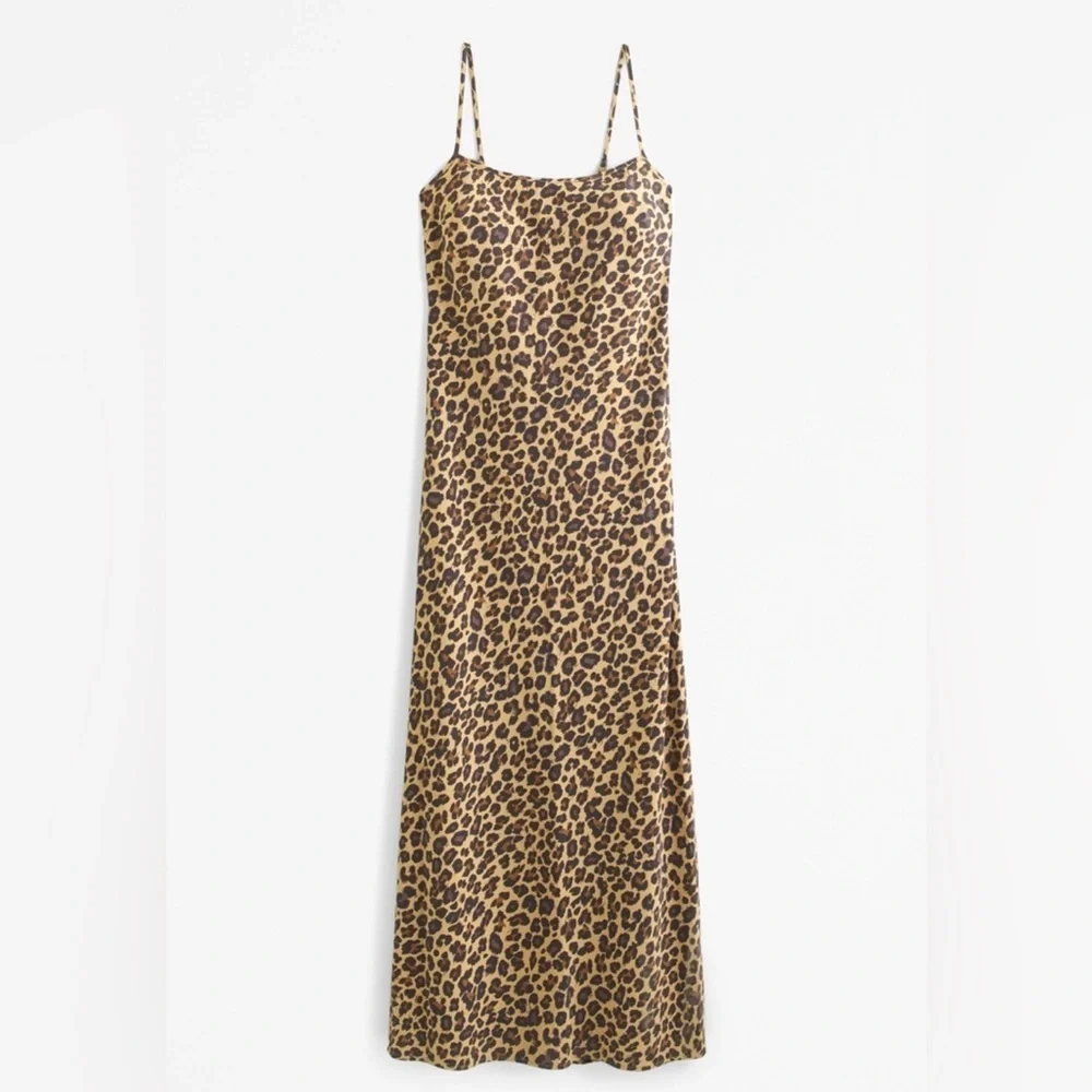 Abercrombie & Fitch The A&F Julia Slip Maxi Dress size Med NWT 16 1/2” pit